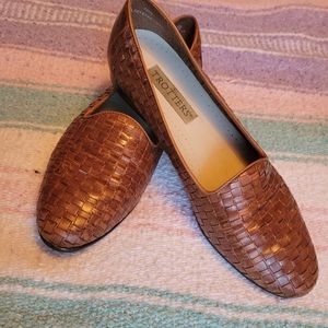 Woven Brown Leather Flats 🤎